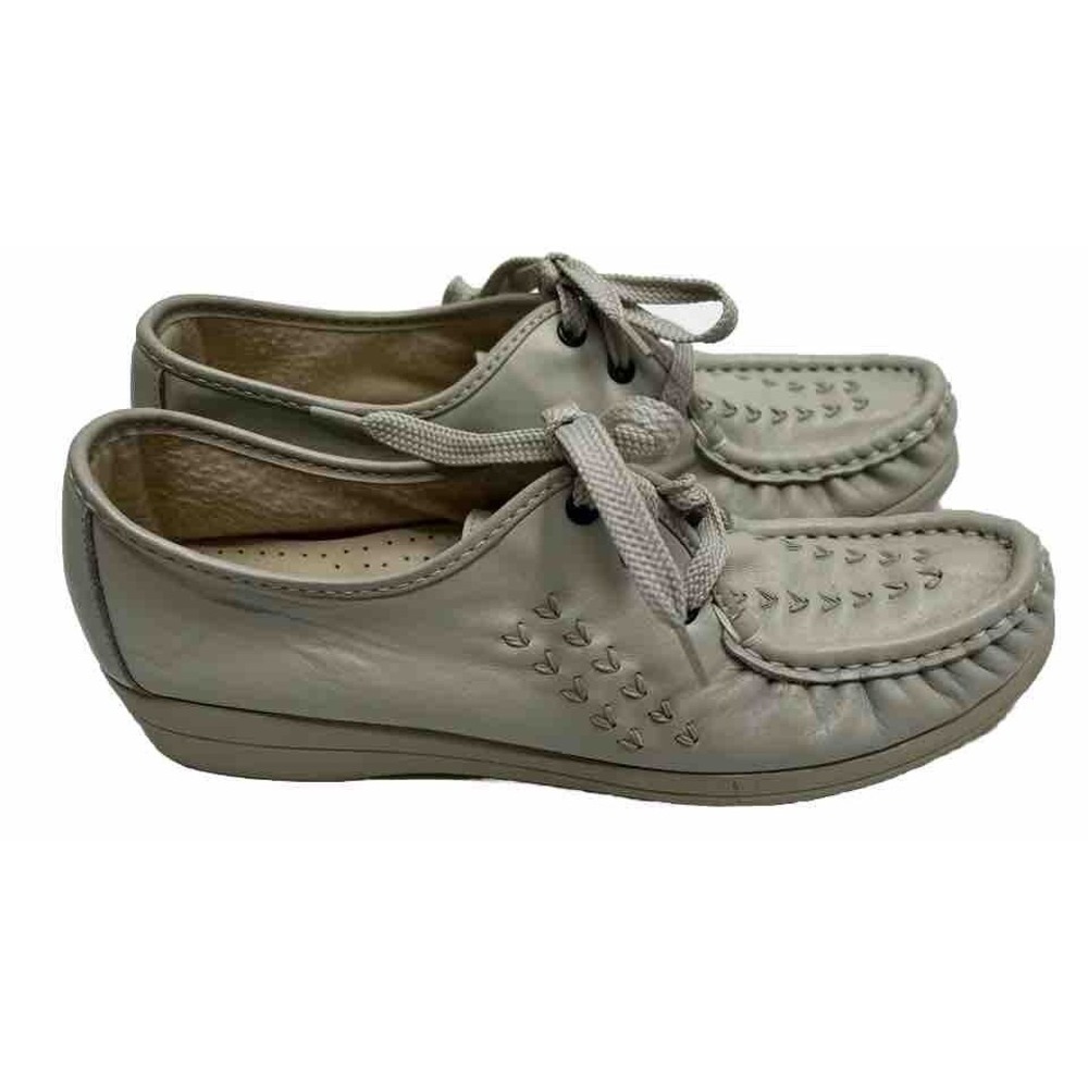Vintage Womens Soft Spots Beige Shoes Size 6.5 M